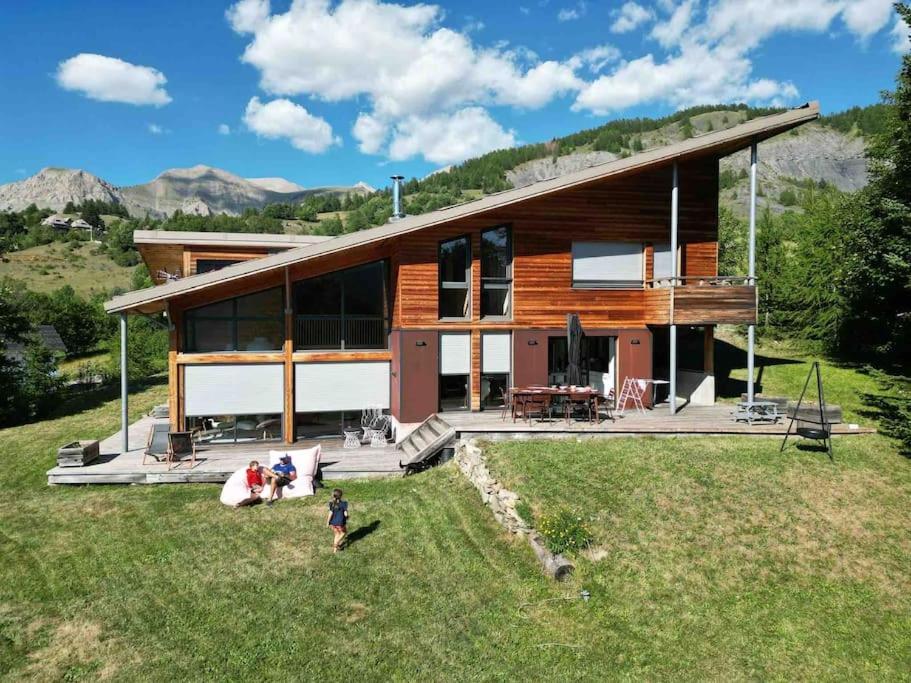 Chalet D'Architecte Avec Vue Panoramique Allos Exterior photo